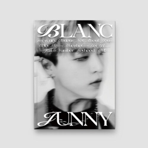 Junny: Blanc - incl. 72pg Booklet + 2 Photo Cards