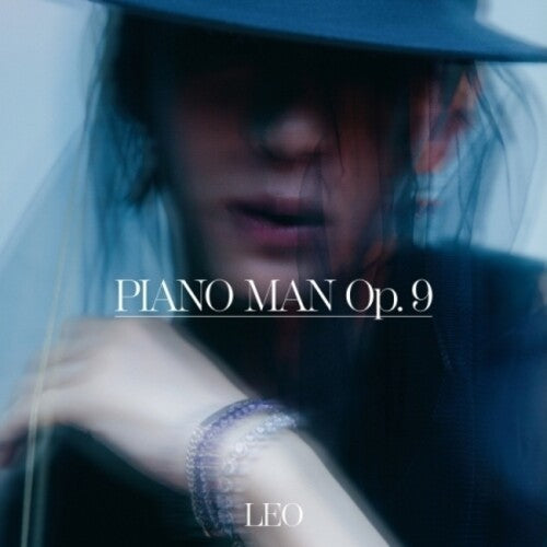 LEO: Piano Man Op. 9 - incl. 80pg Photo Book, Postcard, Bookmark, Lyric Poster + 2 Photo Cards
