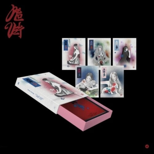 Red Velvet: What A Chill Kill - Package Version - incl. Lyric Paper, Postcard + Photocard