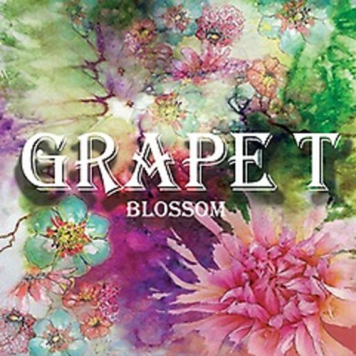 Grape T: Blossom