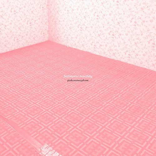 Pinkcourtesyphone: Sentimental Something