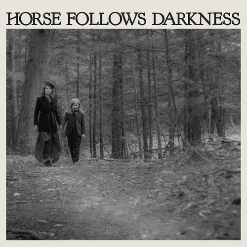 Gonzalez, Delia: Horse Follows Darkness