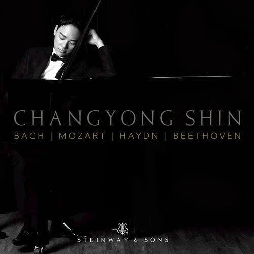 Mozart / Shin: Changyong Shin Plays